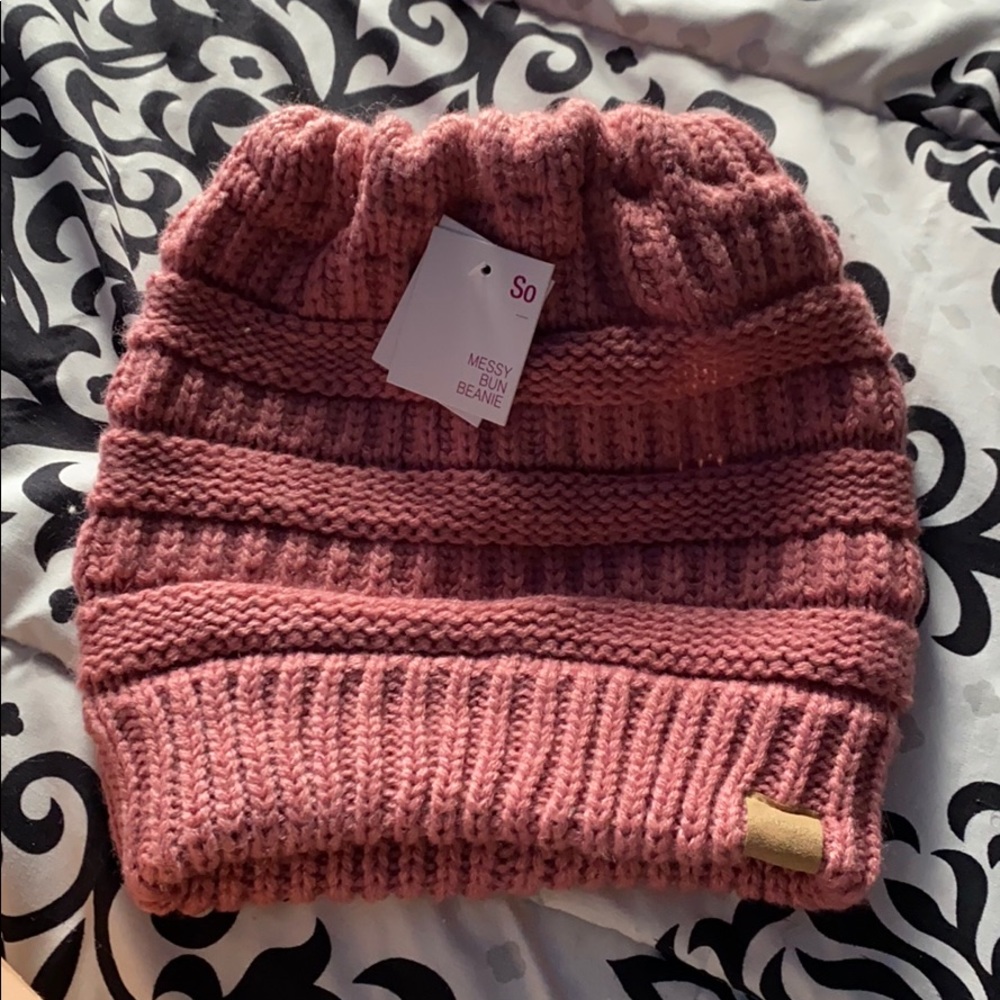 messy bun beanie